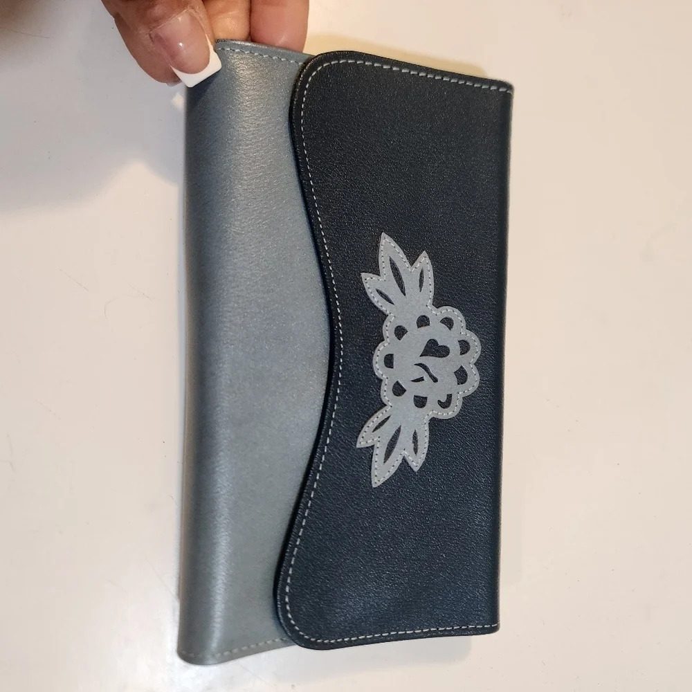 Princess Gardner Green cowhide Vintage Wallet